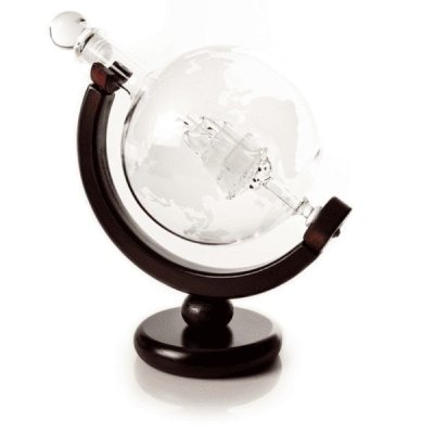 Whiskykaraffel Globe med 2 glas & 8 whiskysten, 0,85 liter